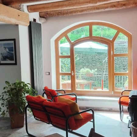 La Medievale 1 Guest House Pignone Exterior photo
